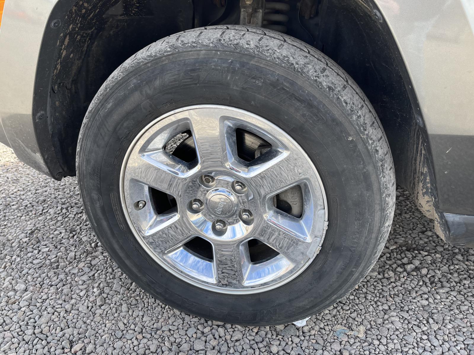 ./imagenes/INVOICE/2019/15272/JEEP COMMANDER 4X4 LIMITED (7).JPG